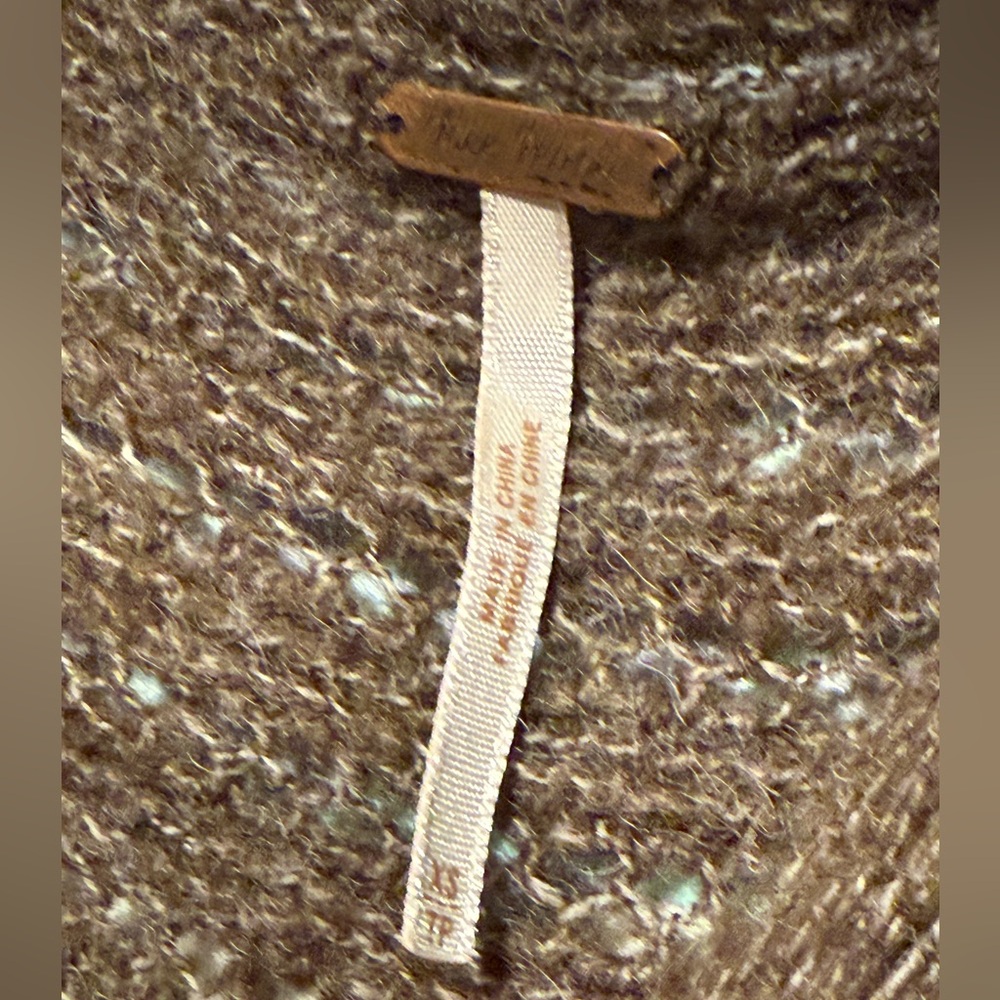 Free People Elegant Taupe Knit oversized Poncho - Picture 4 of 4
